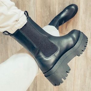 H\u0026M | Shoes | Hm Black High Profile Chelsea Boots | Poshmark